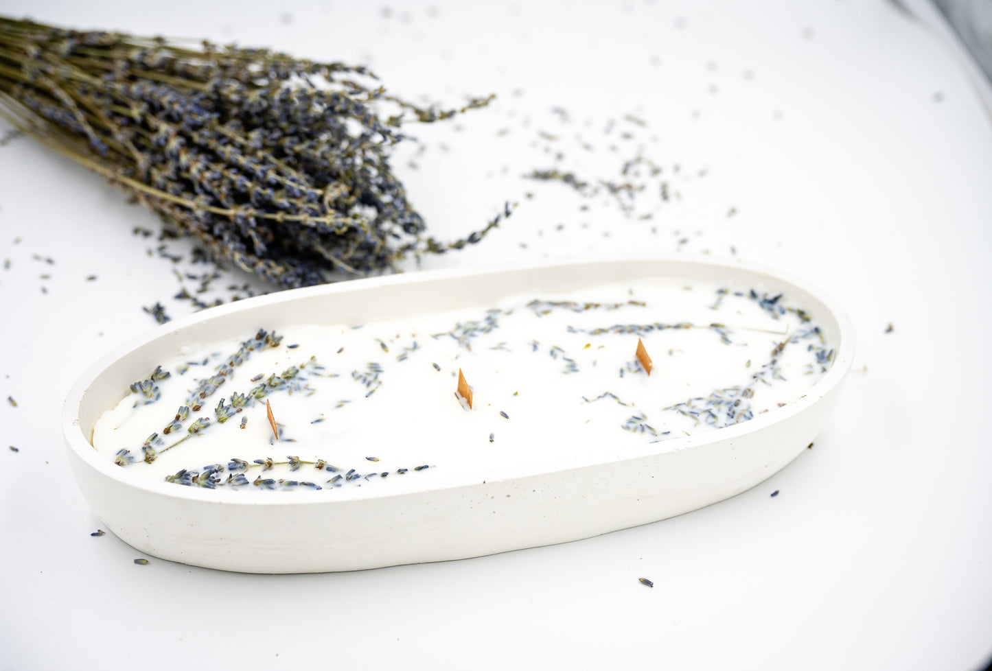 Handmade Dried Flower Scented Candle in Handmade Large Oval Boat