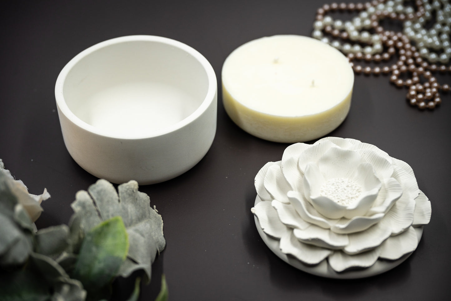 Handmade Concrete Camellia Flower Lid Candle Jar Jewelry Box with Scented Soy Wax Refill Candle