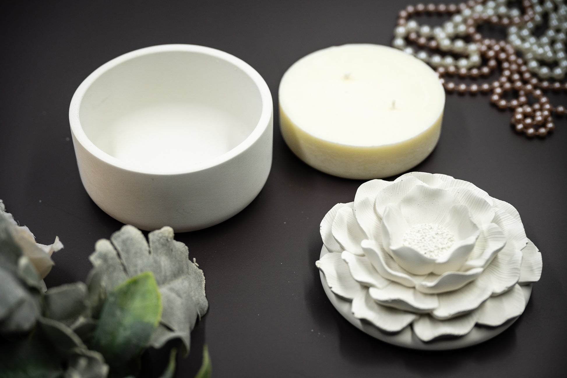 Handmade Concrete Camellia Flower Lid Candle Jar Jewelry Box with Scented Soy Wax Refill Candle