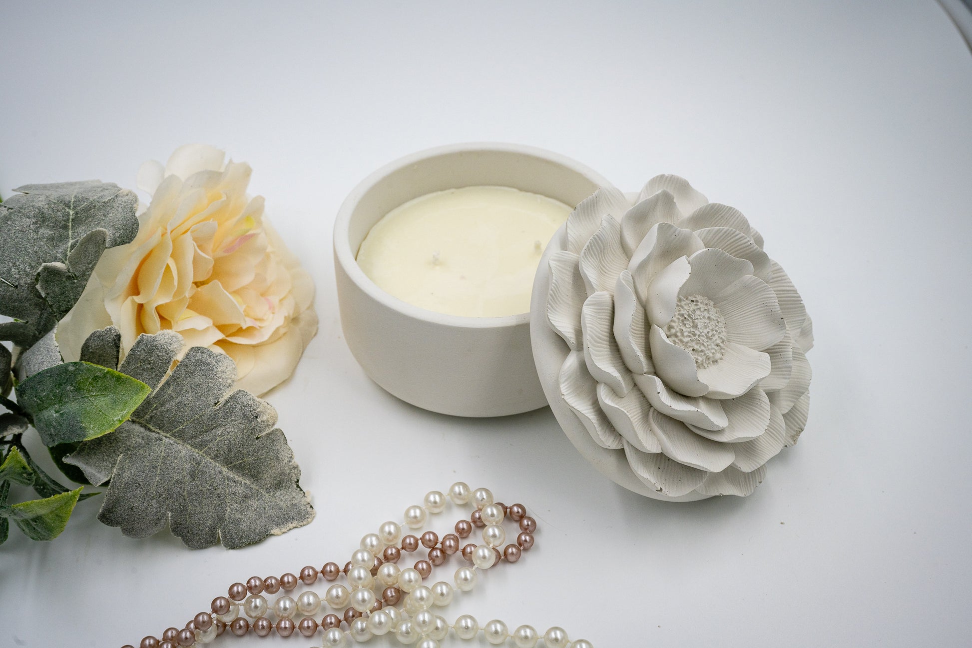 Handmade Concrete Camellia Flower Lid Candle Jar Jewelry Box with Scented Soy Wax Refill Candle